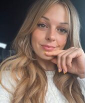 Zoe nelix