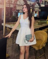 Avni Indian escort in Dubai