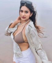 Aarohi +971553954050