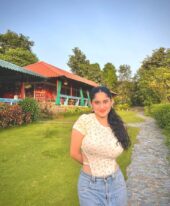 Sunita +971503772403